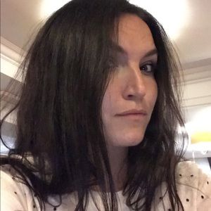 Meet your Posher, Cassandra